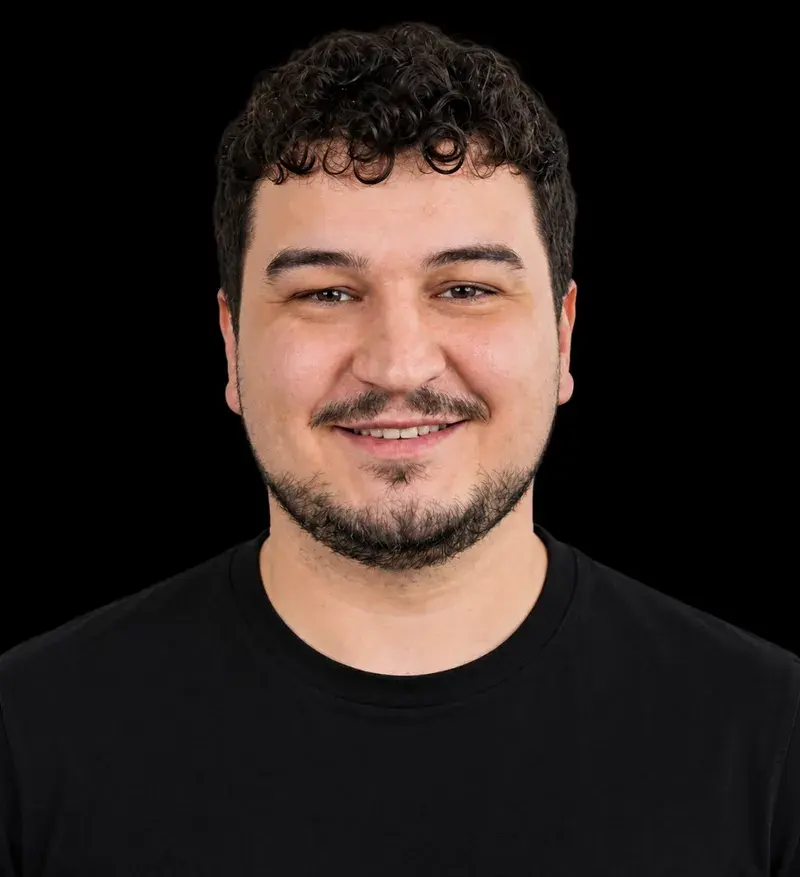 James, founder and CEO of VertexWeb